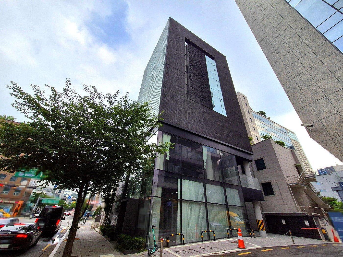 강남 사옥 임대 외관