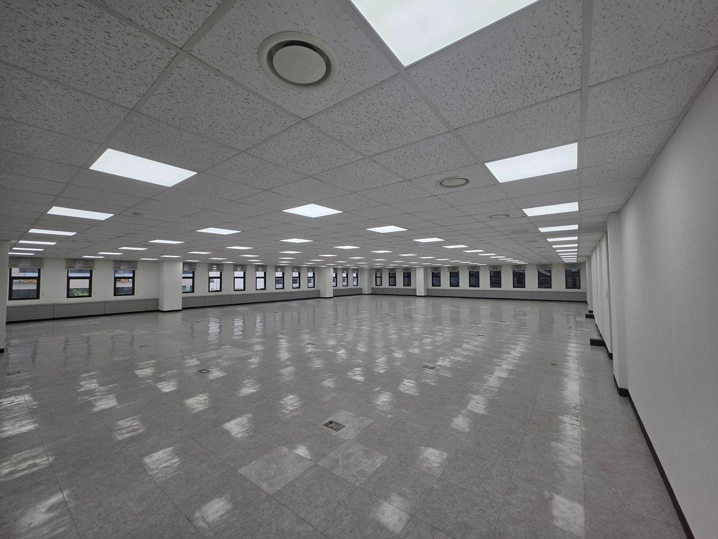 삼성역 금강타워3 3층 | 전용 118평 오피스 사진 2