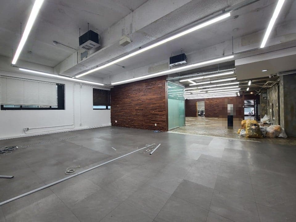 강남구청역 동성빌딩 2층 | 전용 85평 인테리어 오피스 사진 3