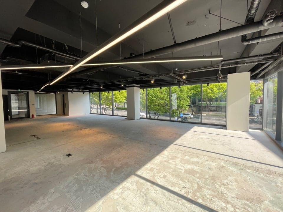강남구청역 북플라자 1~5층 | 전용 260평 사옥 사진 2