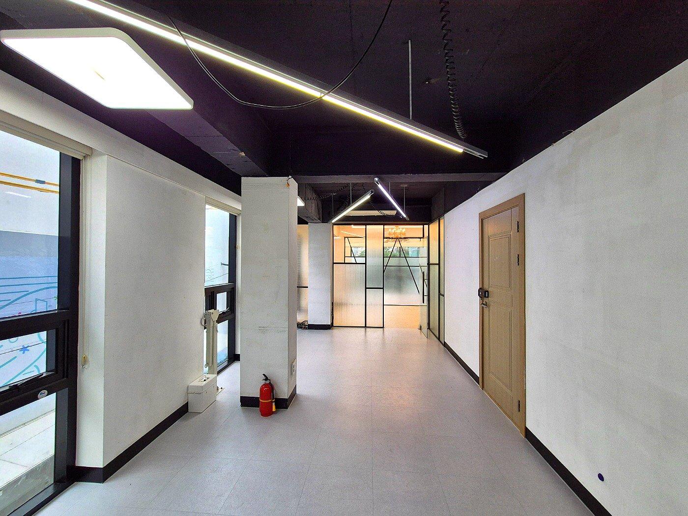 강남역 삼정빌딩 302층 | 전용 28.4평 인테리어 오피스 사진 6