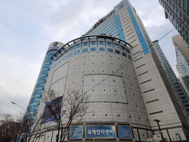 센터포인트서초 외관