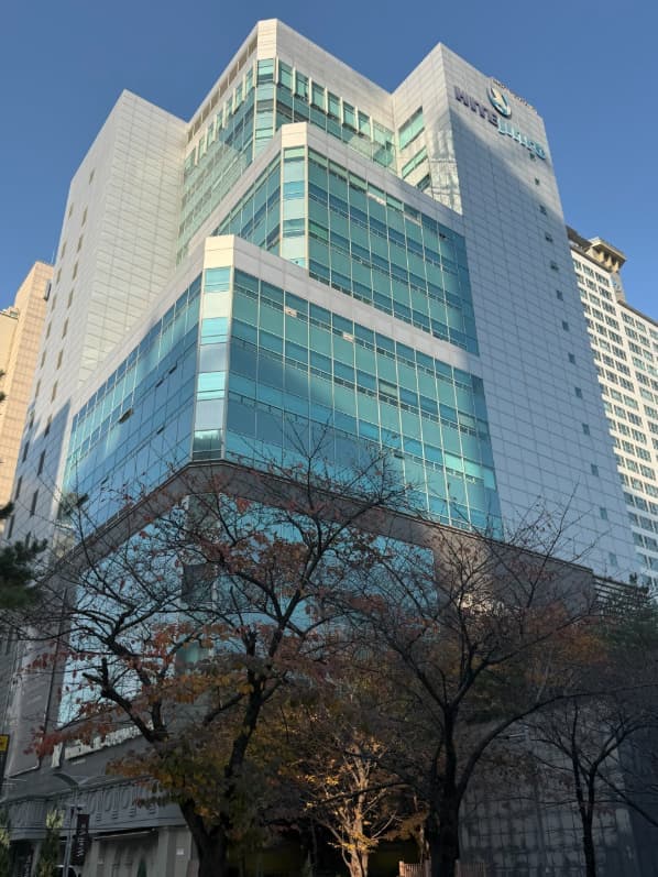진로빌딩 외관